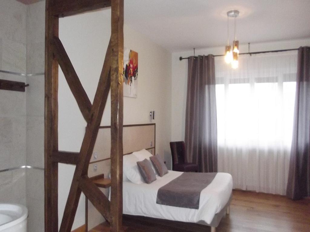 Auberge Des Moulins Pont-Les-Moulins Rom bilde