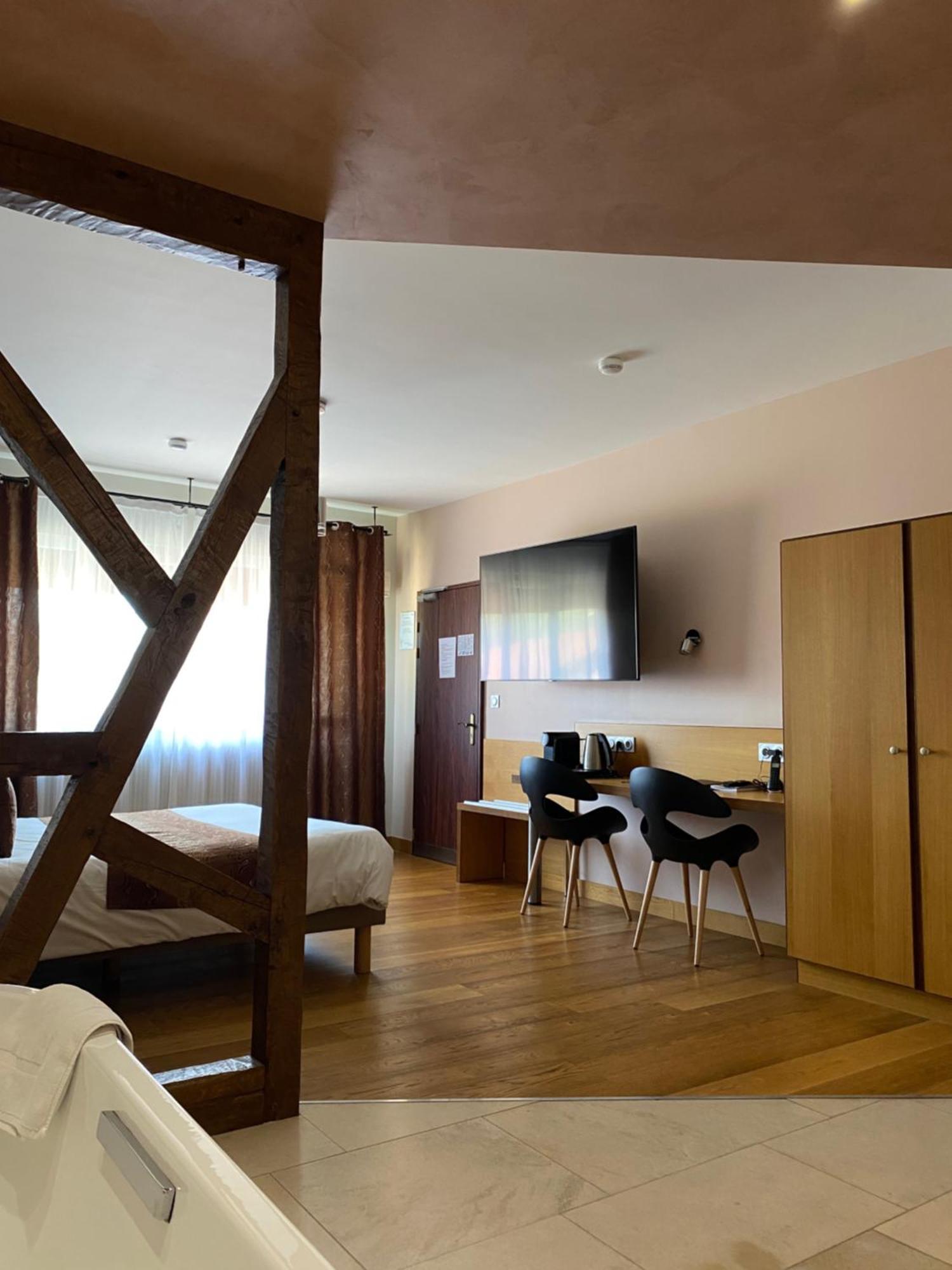 Auberge Des Moulins Pont-Les-Moulins Eksteriør bilde